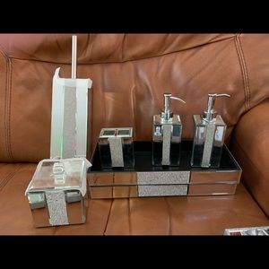 Bella lux bling bathroom set